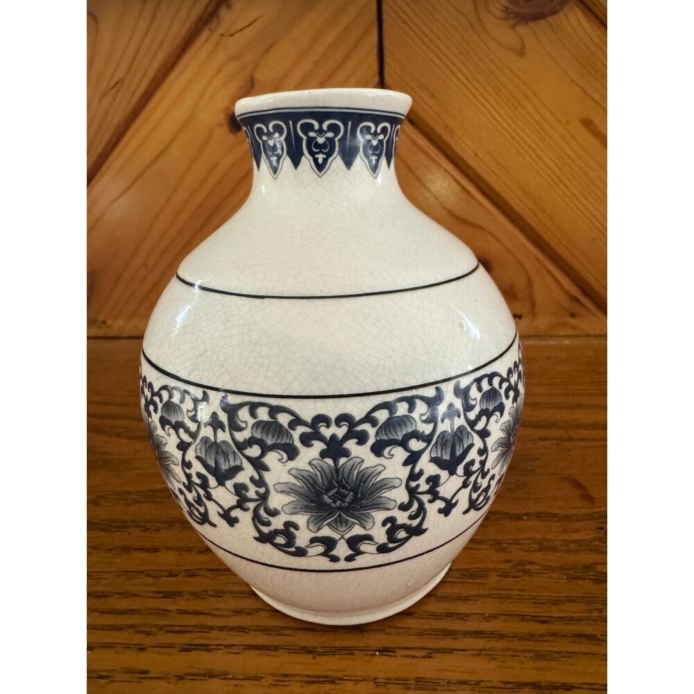Vintage K’s Collection Blue White Vase Crackle Glaze Floral Chinoiserie Decor - Picture 2 of 7